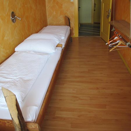 Schiff Bihlerdorf - Hostel Extérieur photo