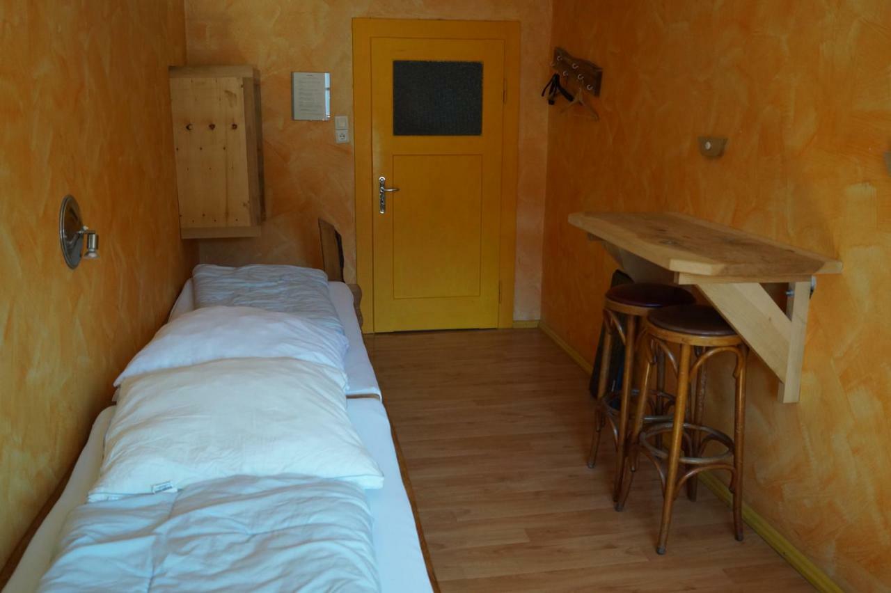Schiff Bihlerdorf - Hostel Extérieur photo